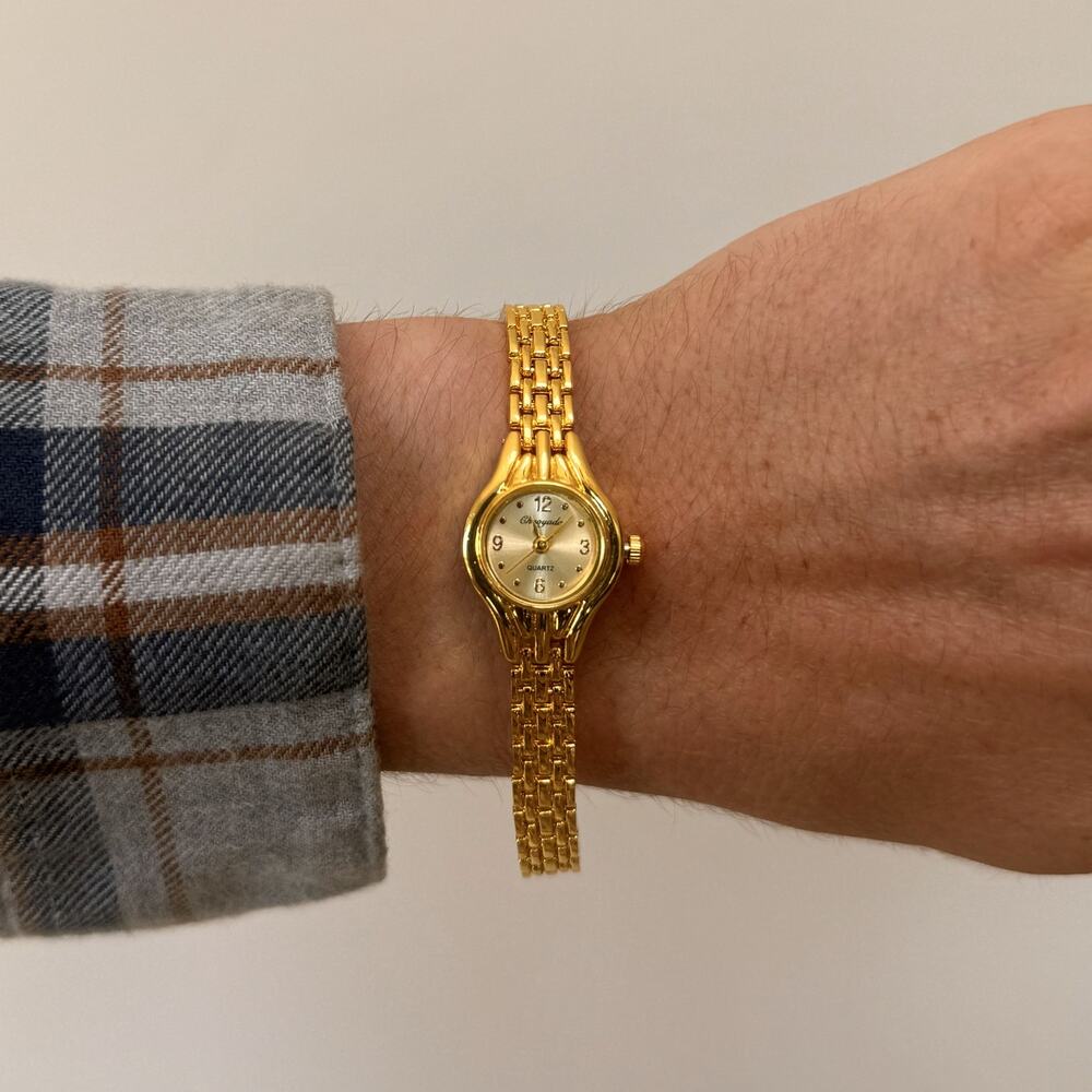 Y2K Gold Quartz Watch with Linked Band & Round Dial Unisex 8.5" New